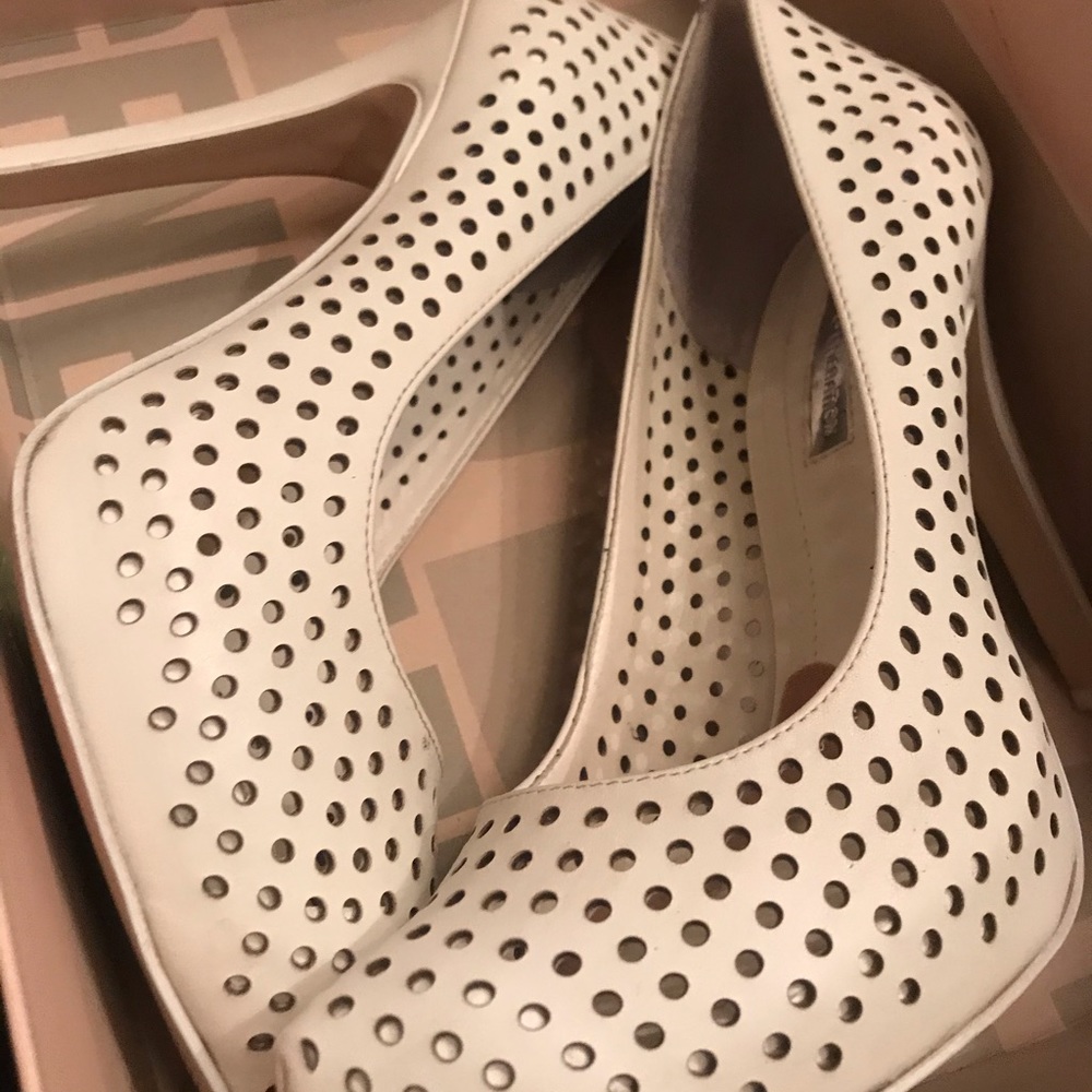 Heels 👠 - Picture 2 of 8